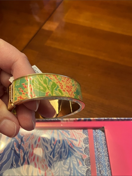 Lilly Pulitzer Jewelry - LILLY PULITZER. MOTHER’S DAY GIFT. NWT ON BOTH-JOURNAL SET & BANGLE BRACELET.